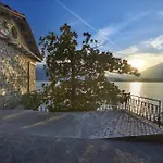 Scoglio With Private Hot Tub And Air Conditioning Villa *